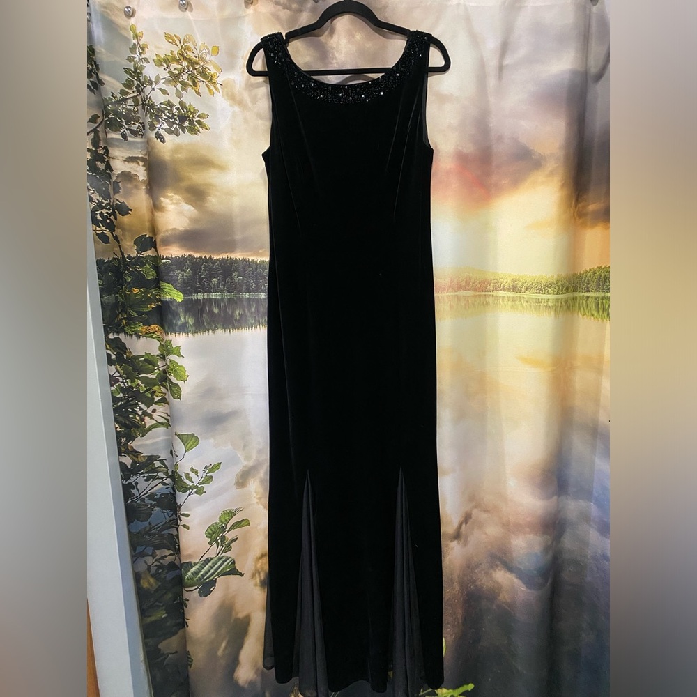 Vintage Jessica Howard floor length gown
